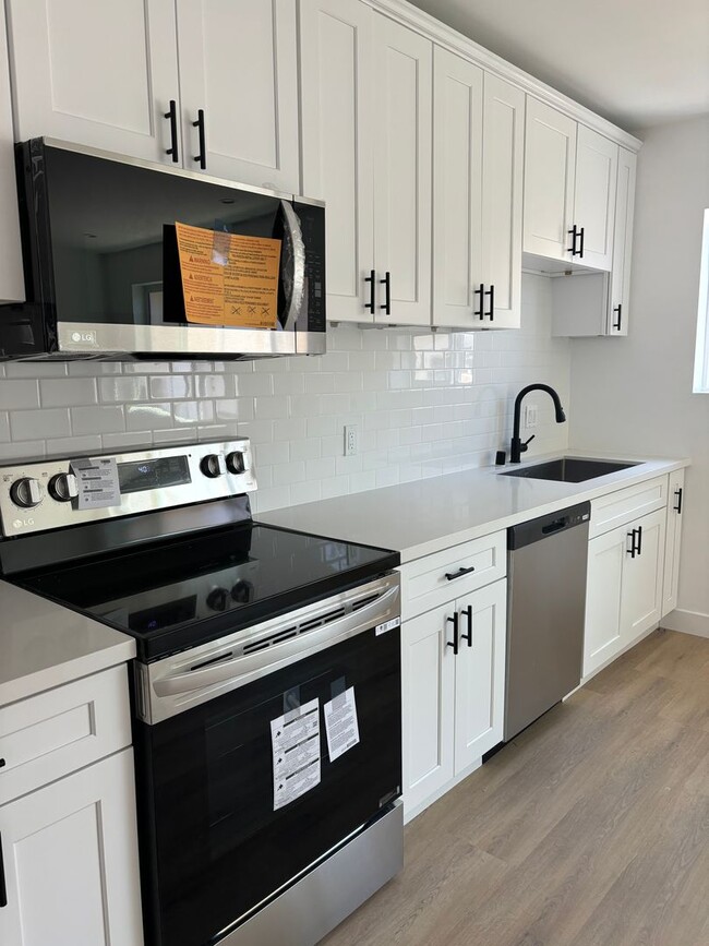 Foto del edificio - 1231 Mott St