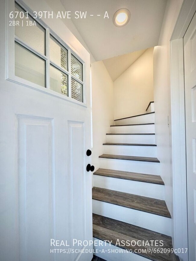 Foto del edificio - 6701 39th Ave SW