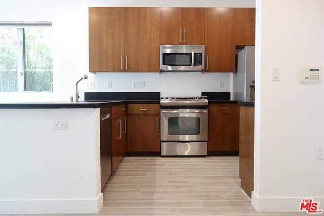 Building Photo - 6001 Carlton Way