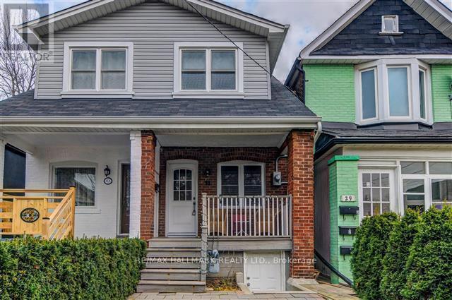 Primary Photo - 31 Hiawatha Rd