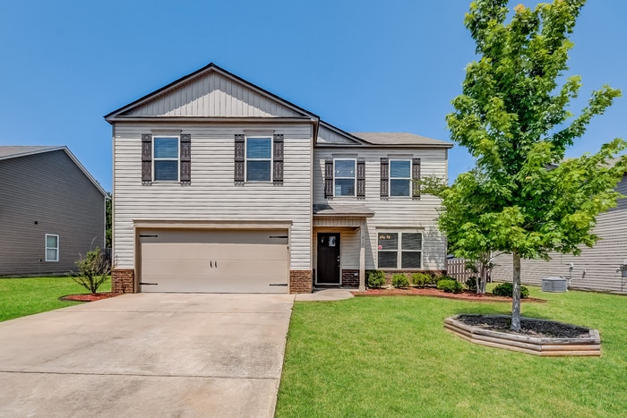 Foto principal - 217 Addison Dr