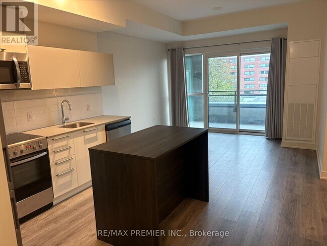 Photo du bâtiment - 25-525 Neighbourhood Ln.