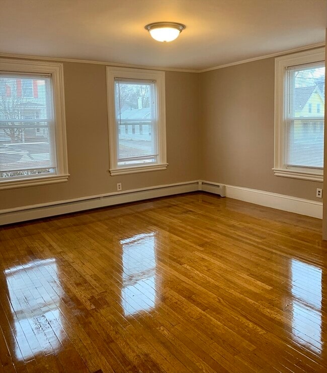Foto del edificio - 74 Pine St