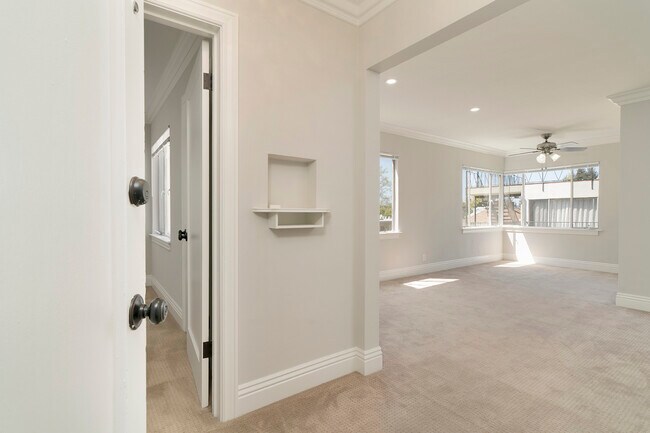 Foto del edificio - 229 MacArthur Blvd