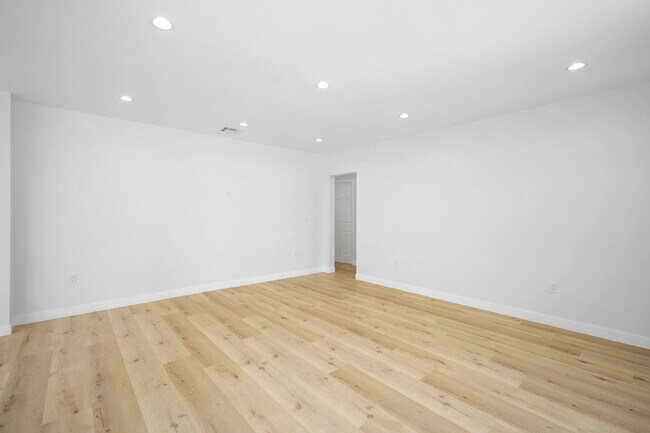 Foto del edificio - 1025 Linden Ave