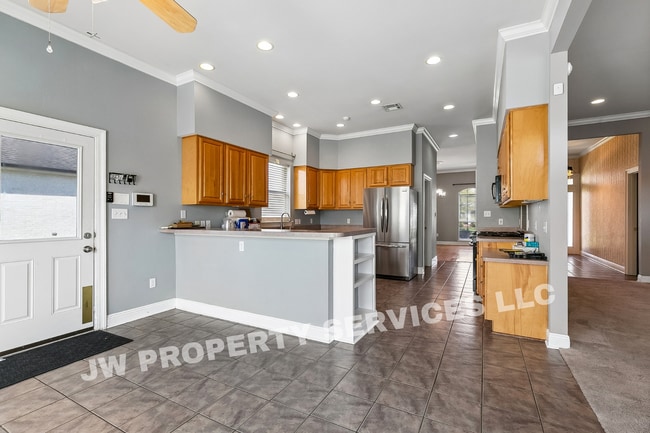 Building Photo - Spacious 4-Bedroom Home with Modern Comforts in Gretna