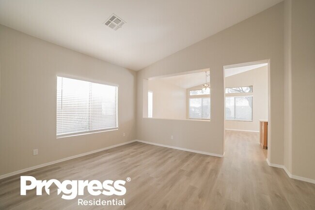 Building Photo - 40815 N Mantle Ct