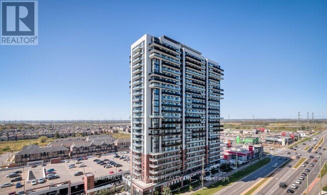 Building Photo - 2545 Simcoe St N