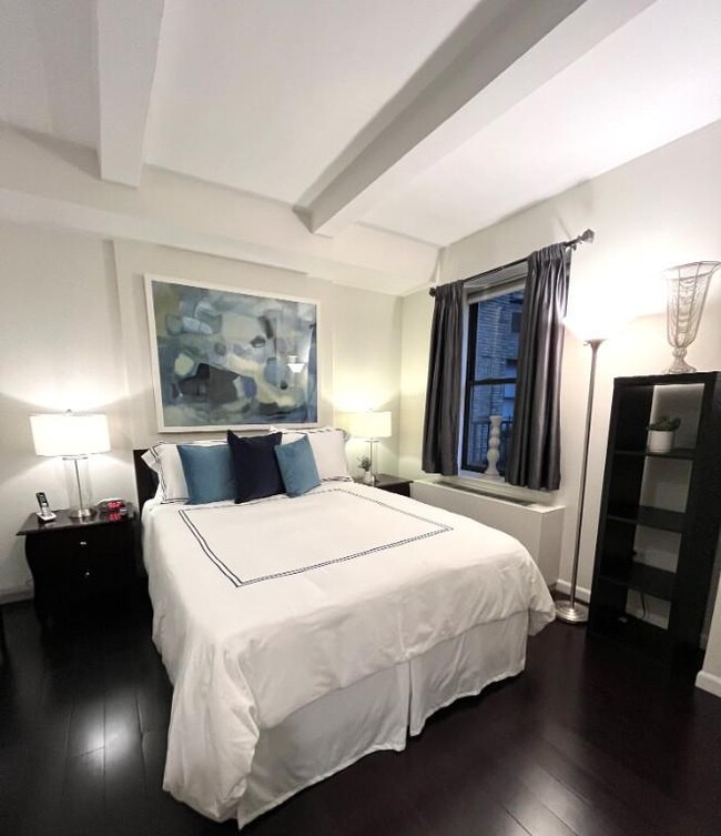 Foto del edificio - 1 bedroom in New York NY 10019