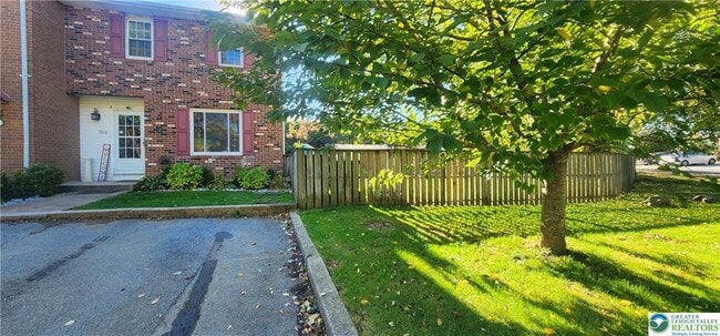 Foto del edificio - 7616 Buttercup Rd