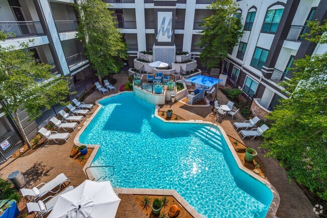 Building Photo - Montecito