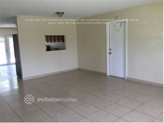 Foto del edificio - 6117 Blue Grass Cir