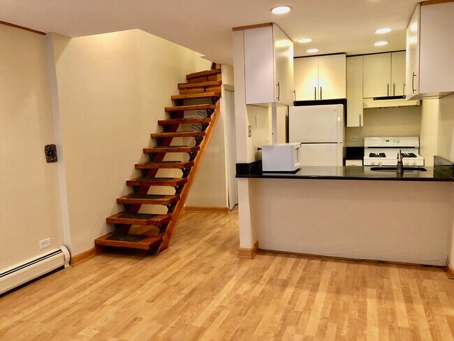 Foto del edificio - 832 W Oakdale Ave