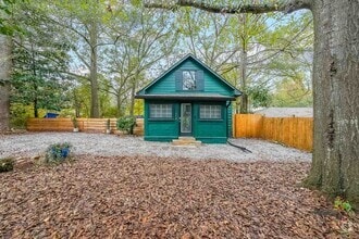 Building Photo - 478 Clubhouse Dr