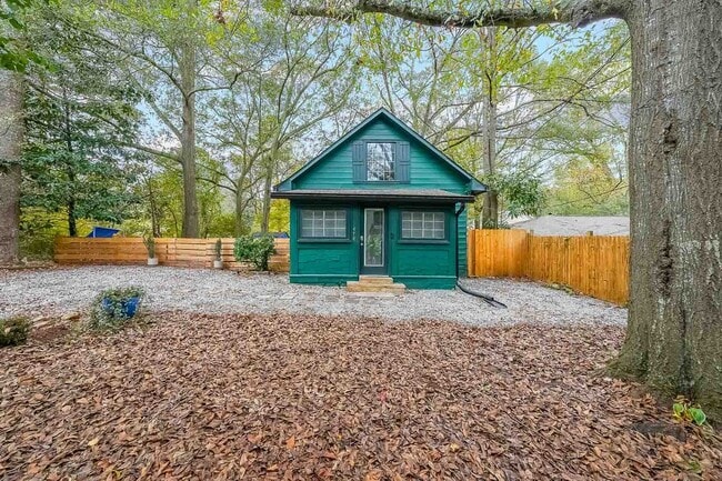 Building Photo - 478 Clubhouse Dr