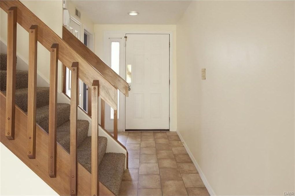 Primary Photo - 2396 Fieldstone Cir