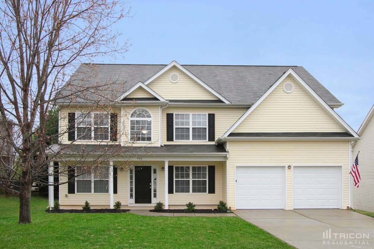 Foto principal - 303 Glennallen Rd