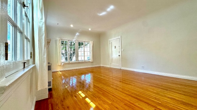 Foto del edificio - 422 N Spaulding Ave