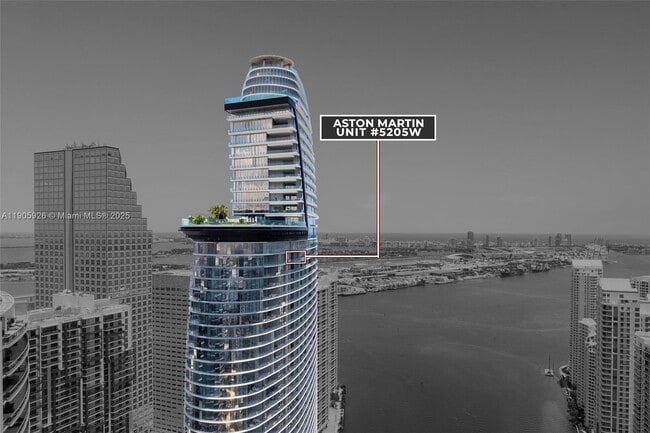 Building Photo - 300 Biscayne Blvd Way