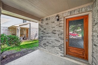 Building Photo - 3714 Bent Springs Ln