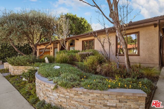 Foto del edificio - 16628 Park Ln Cir