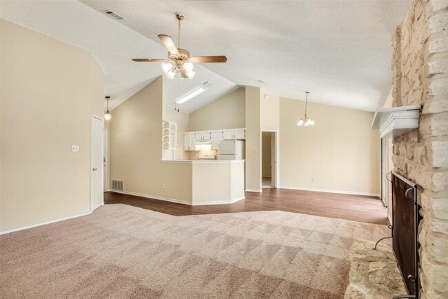 Building Photo - 1807 Prairie Star Ln