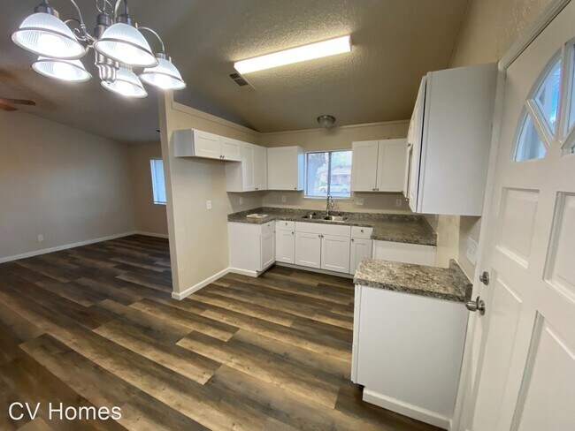 Foto del edificio - 3 br, 2 bath House - 311 S Hachman St