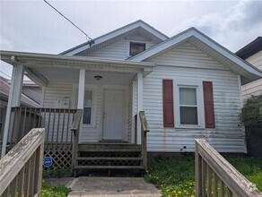 Building Photo - 880 Addison St
