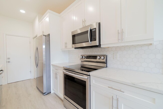 Foto del edificio - 205 River Bluff Ln