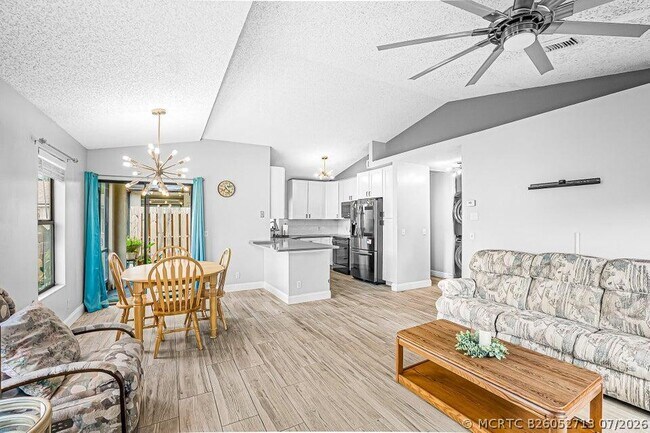 Foto del edificio - 2826 Stoneway Ln