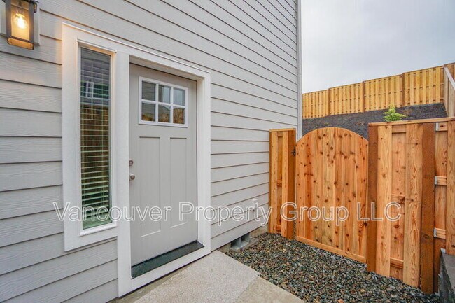 Foto del edificio - 2215 E Badger Wy