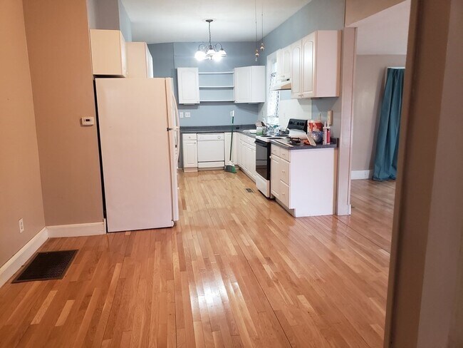 Foto del edificio - 322 Hilldale Ave