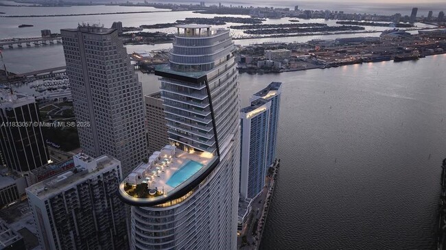 Building Photo - 300 Biscayne Boulevard Way