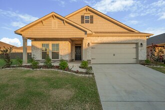 Building Photo - 303 Ivyleaf Dr