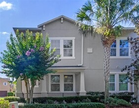 Building Photo - 8623 Via Trieste Dr