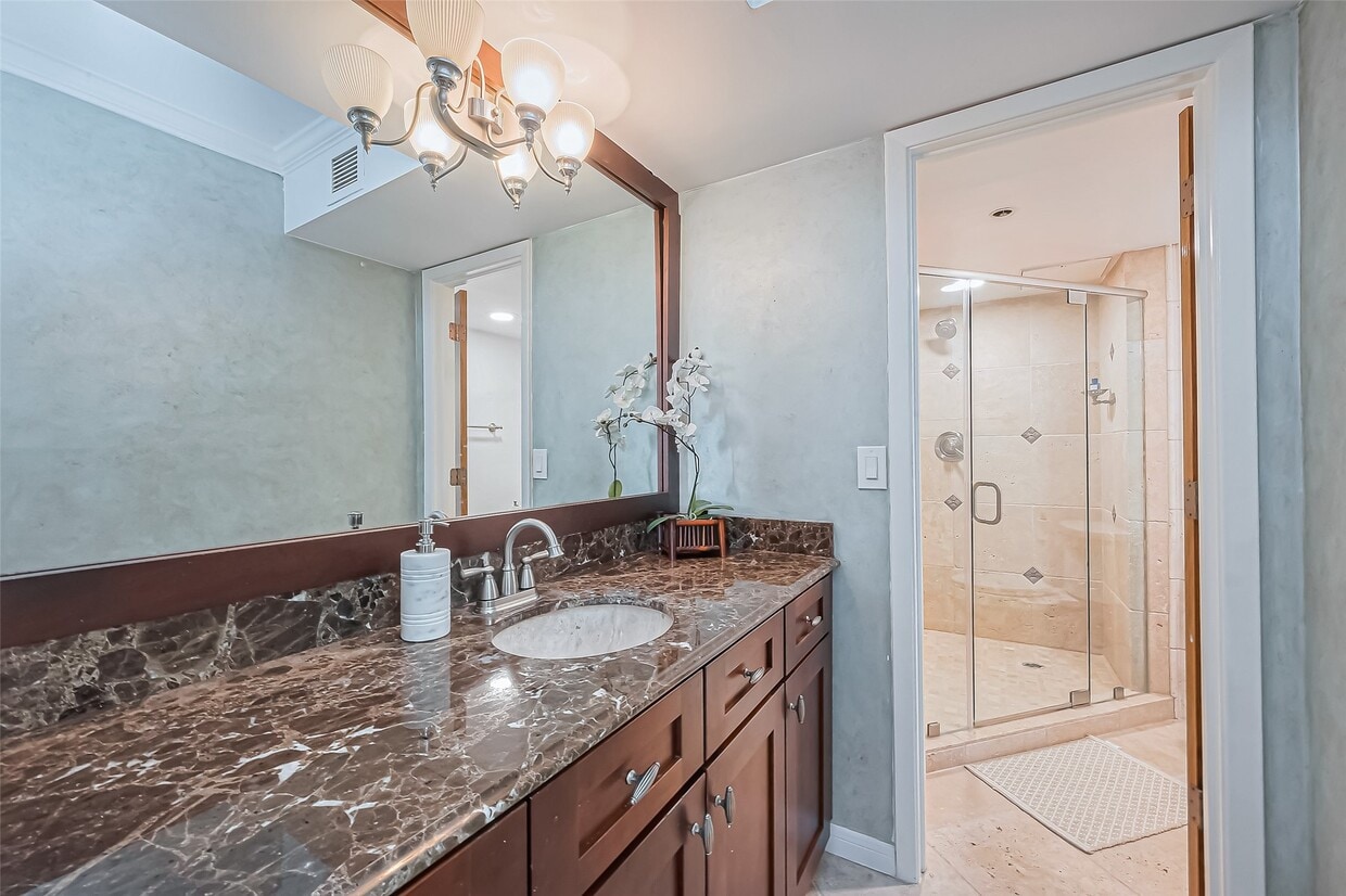 Primary Photo - 3525 Sage Rd