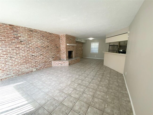 Building Photo - 1309 Blair St