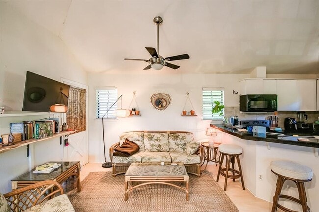 Building Photo - 2400 Thornton Rd