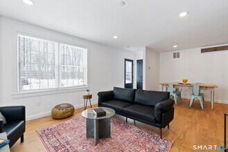 Building Photo - 179 Butternut St