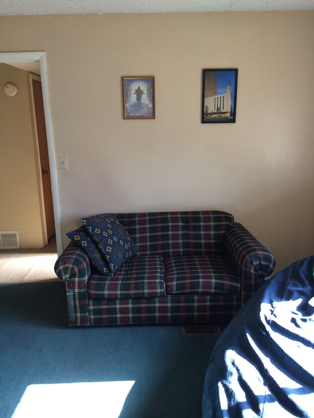 Primary Photo - 417 N 600 E