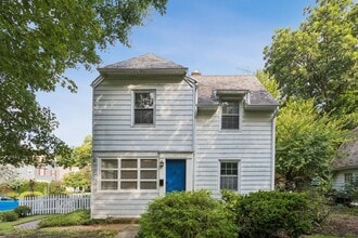 Building Photo - 85 Hopkins St