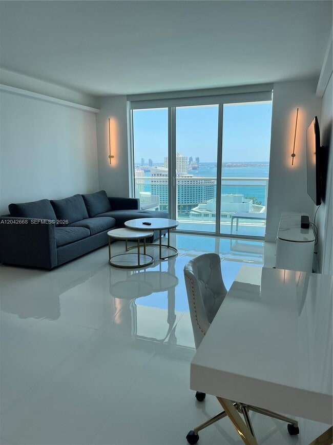 Building Photo - 951 Brickell Ave