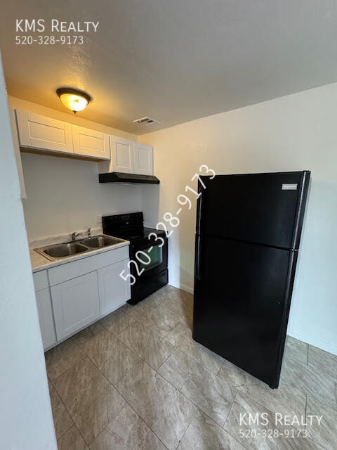 Foto del edificio - One bedroom one bath-759 E Pastime Rd-OWNE...