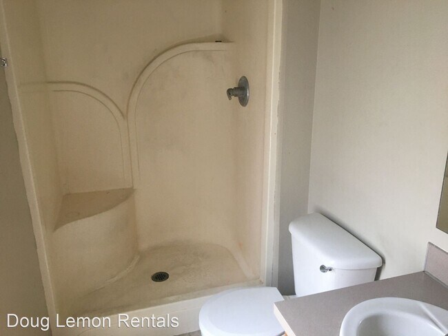 Building Photo - 2 br, 2 bath House - 3702 McLean