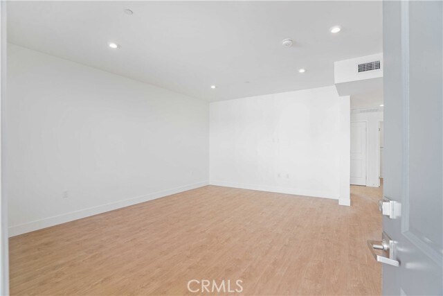 Foto del edificio - 8750 Sepulveda Blvd