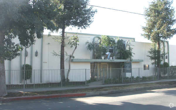 Entrance - 14654 Rayen St