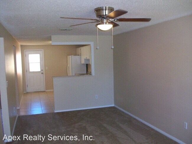 Building Photo - 2 br, 1 bath House - 1324A Solar Cir
