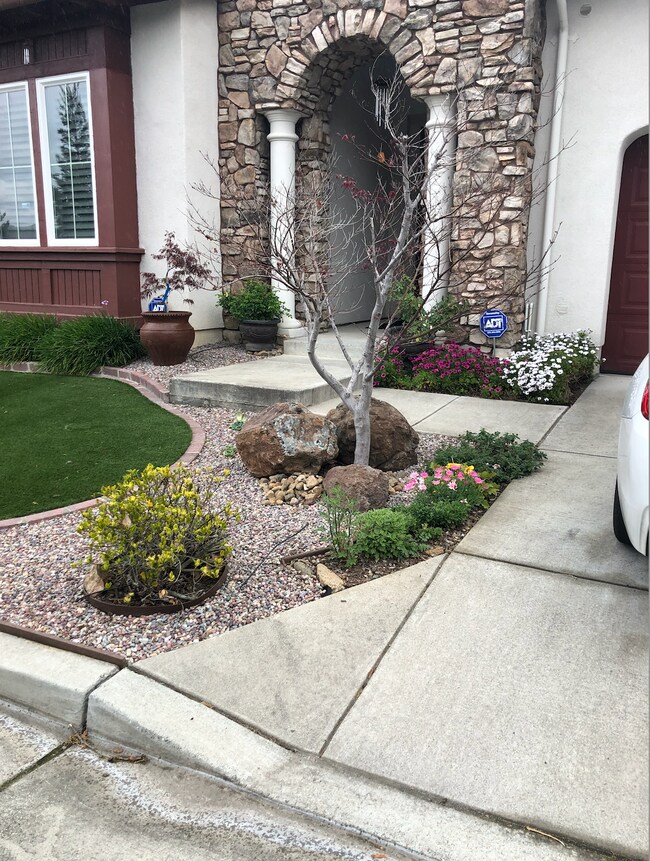 Foto del edificio - 7668 Galloway Ct