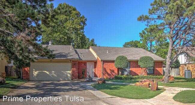 Foto del edificio - 3 br, 2 bath House - 7907 E. 80th St.