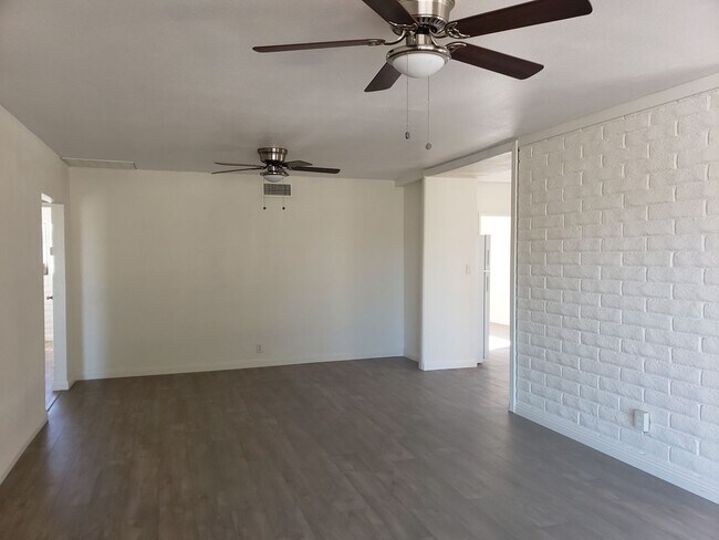 Foto del edificio - Remodeled/Updated home for Rent.